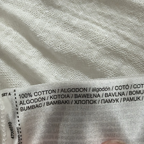 (T6) MANGO TOP DECORATIVE EMBROIDERY, 100% cotton chiffon fabric, size XS - Picture 15 of 15